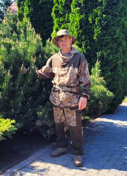 Сергей за работой